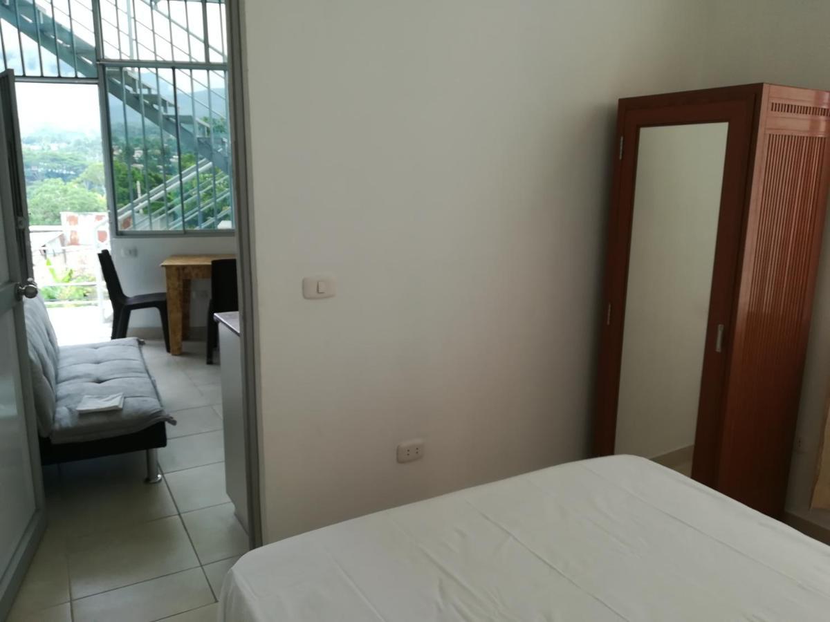 La Casa Del Italiano Bed and Breakfast Tarapoto Buitenkant foto